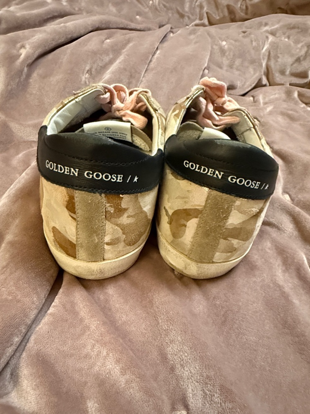 Golden Goose Super-Star Beige Camo Sneakers with Pink Laces - Picture 5 of 7